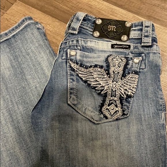 Perfect fit, Slightly distressed miss me jeans - Picture 1 of 4